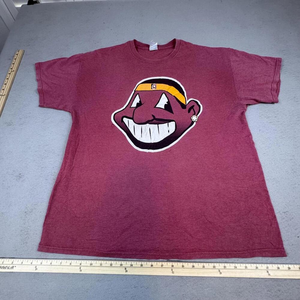 Lebron James Cleveland Cavaliers Shirt Mens  Maroon Graphic Tee Gildan